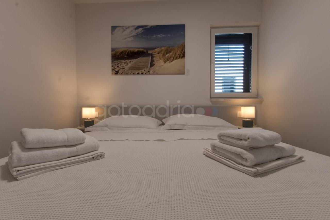 Sea View Apartment Leana Makarska Exterior foto